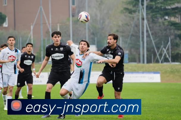 柯蒂斯琼斯在欧冠中展现出92传球成功率成为中场球员第三高的表现